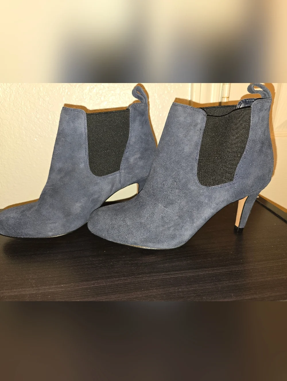 NEW Vintage Clarks Carlita Quinn Navy Suede Booties Size 7 - Picture 3 of 10